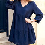 Blaues Strukturiertes Kleid