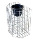 Halbachteckige Blumensäule