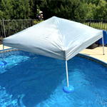 Schwimmender Poolpavillon